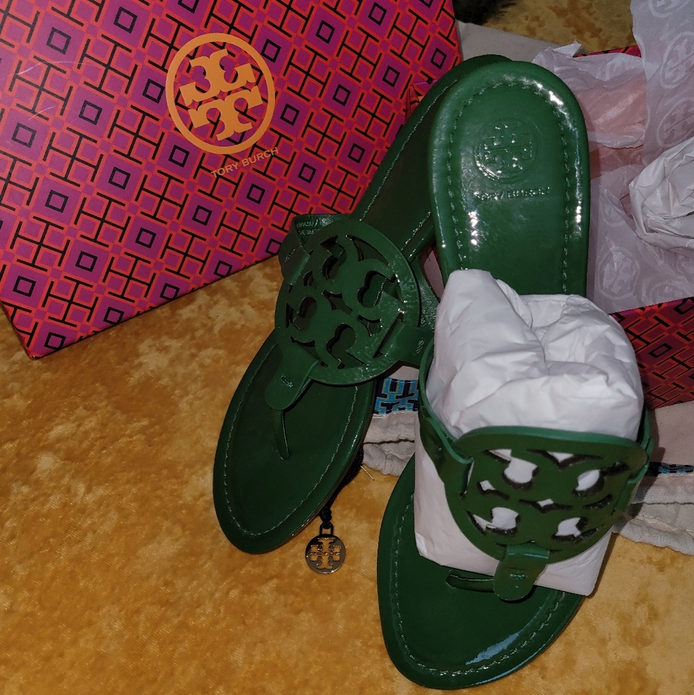 Tory Burch Miller...RARE COLOR and Size